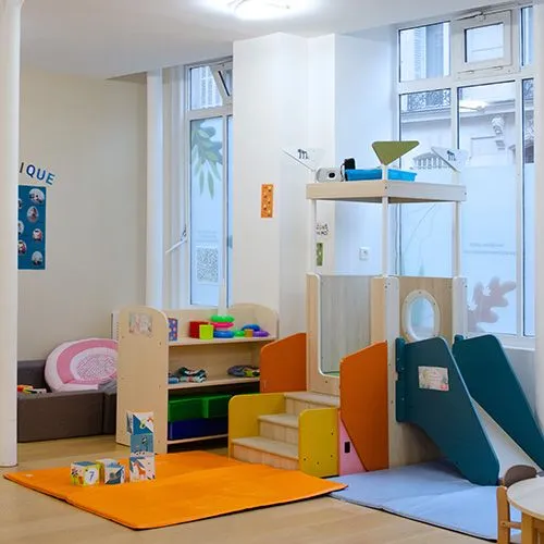 Salle de vie crèche Constance